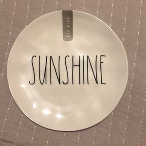 Rae Dunn Sunshine plate